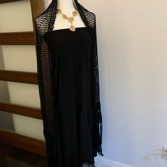 Suit - Picture 3 of 3